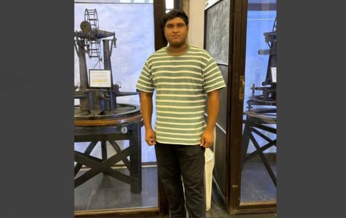 Md Asif, Md Asif millionaire, Sports trading India, Corruption whistleblower, Young millionaire India, Md Asif story, Md Asif Kolkata, Md Asif Ratua, Ethical hacker India, Md Asif Sixer App, Sixer App success, Md Asif ethical hacking, Md Asif corruption, Kolkata gold shop robbery, Md Asif police corruption, Md Asif free hospital, Md Asif free school, Md Asif Virat Kohli, Inspirational young entrepreneur, Self-made millionaire India, Underdog success story, From humble beginnings to millionaire, Data intelligence software developer, Md Asif net worth, How Md Asif became a millionaire, Md Asif ethical hacking achievements, Md Asif sports trading strategy, Md Asif exposing police corruption, Md Asif building hospital school, Md Asif Jodhpur Park, Md Asif family background, Md Asif inspiration for youth, Md Asif journey from mocked to millionaire, Md Asif data intelligence software, Md Asif mentorship for young coders, Sixer App, Virat Kohli, Md Israil, Sanowar Bibi, Md Israful, Md Sammu Sabji, Indian entrepreneur, Tech millionaire, Cyber security, Social impact, Philanthropy,